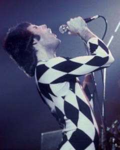 bohemian rhapsody review, freddy mercury singing in 1977