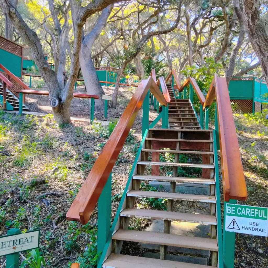 stairway to hot tub in avila springs