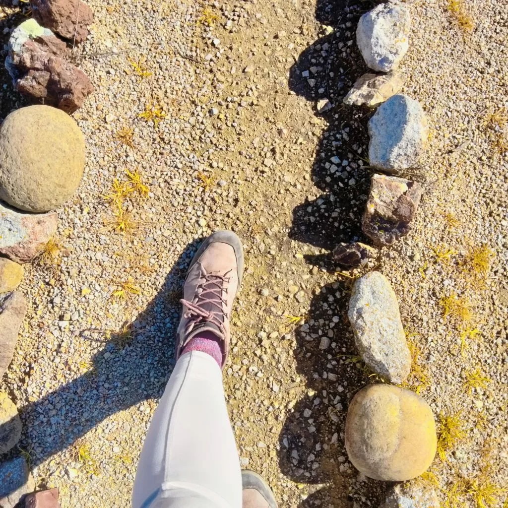 foot step walking the labryrinth