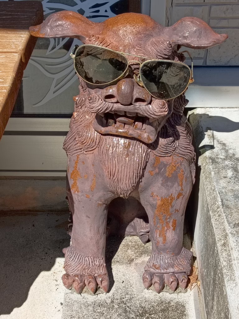 yomitan pottery village, walking around okinawa, okinawa shisa