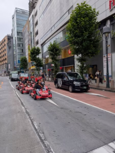 go-cart tour Tokyo, shibuya crossing, day in Tokyo